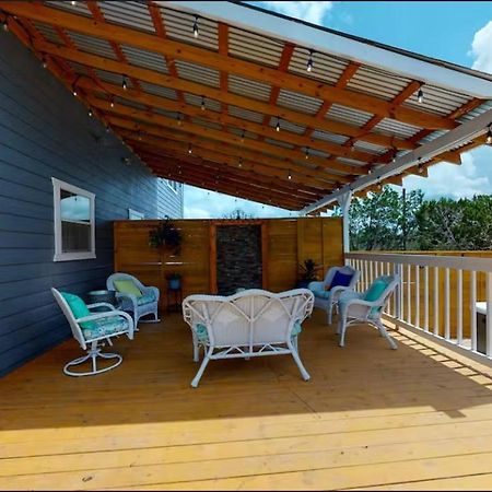 Blue Oasis In The Hill Country Hotel Kerrville Exterior foto
