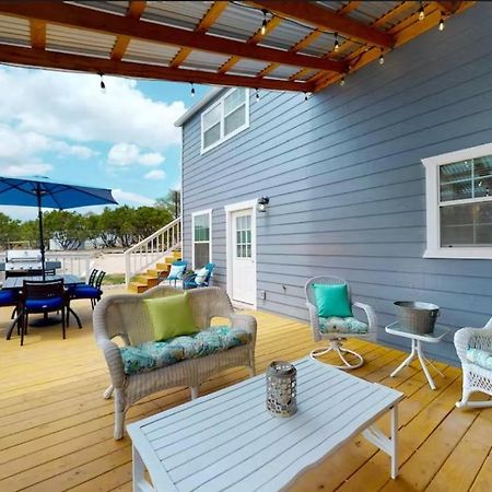 Blue Oasis In The Hill Country Hotel Kerrville Exterior foto