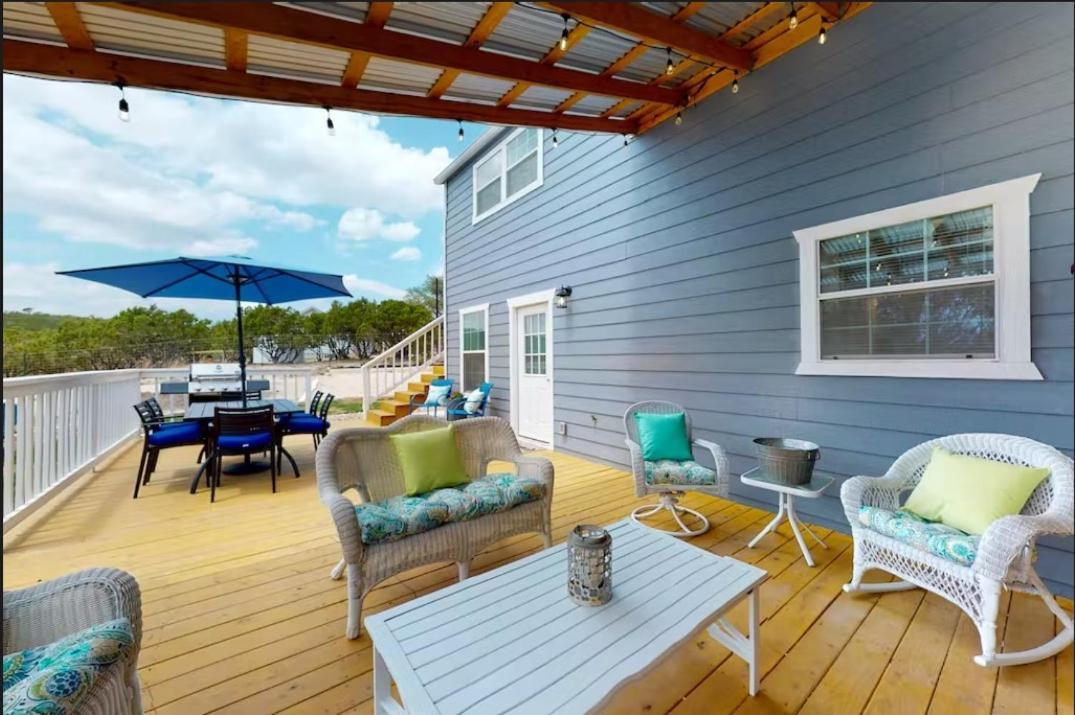 Blue Oasis In The Hill Country Hotel Kerrville Exterior foto